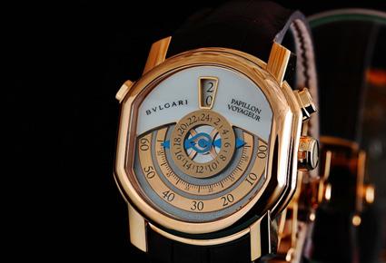 Bulgari Papillon Voyageur: ساعات راقية لمَن يجول الكوكب